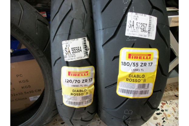 COPPIA PNEUMATICI PIRELLI DIABLO ROSSO II